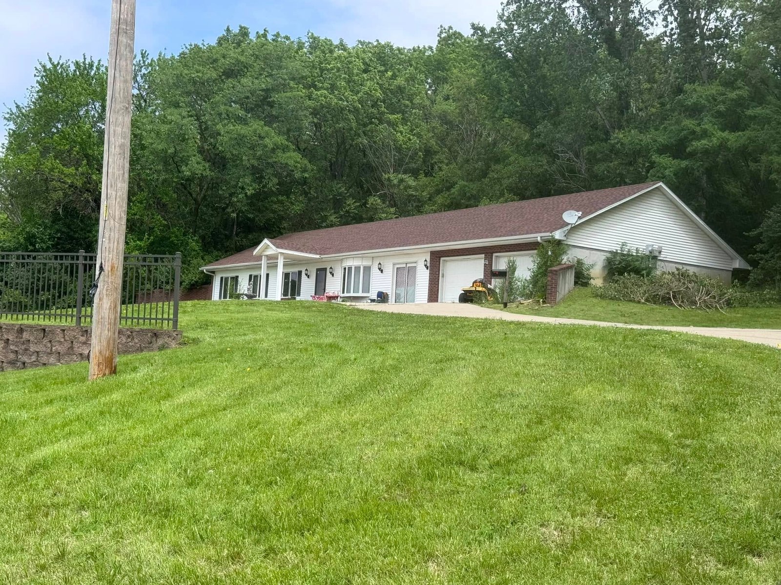 Residential roof replacement Southwest Missouri — RJ Roofing