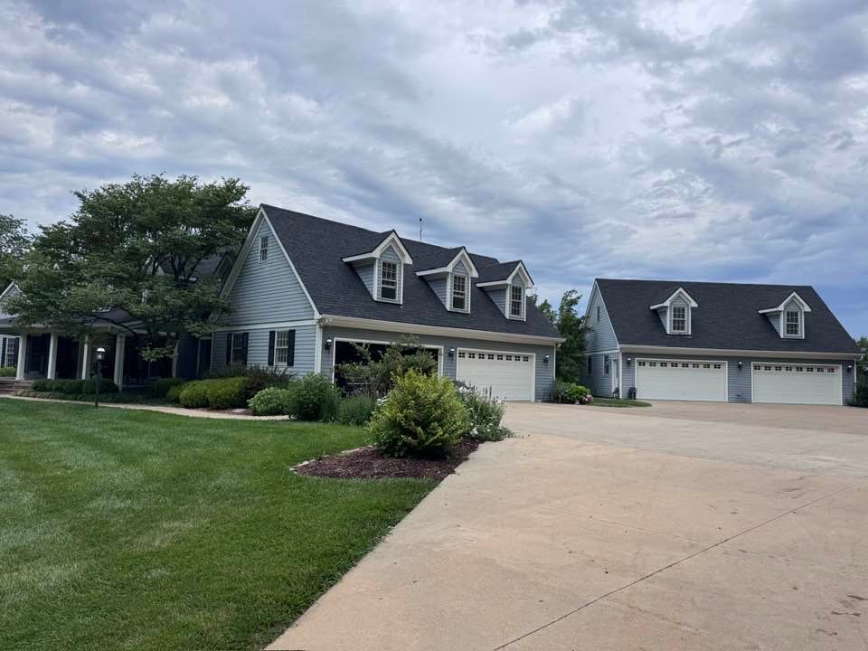 Roof replacement Webb City MO — RJ Roofing